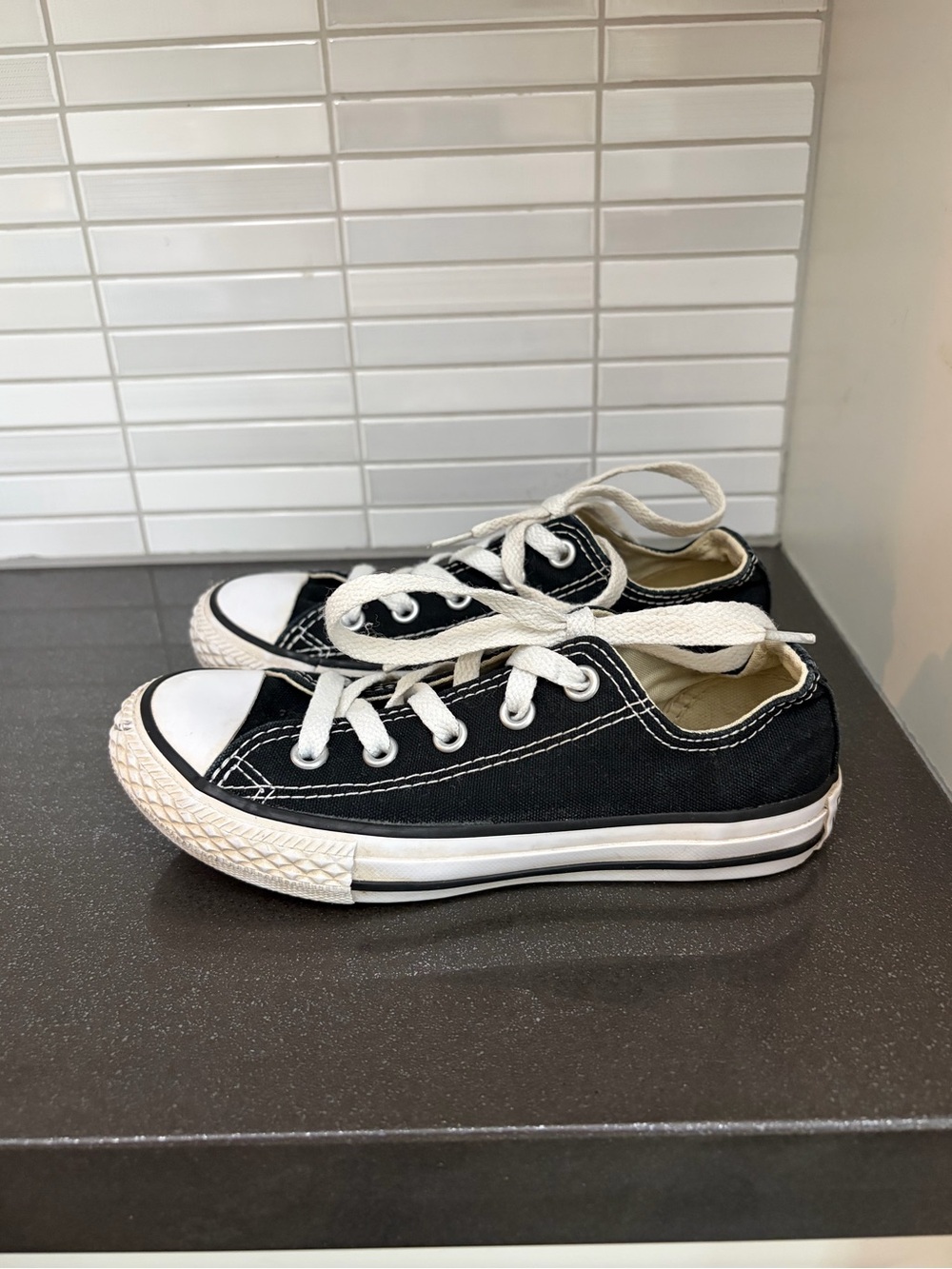 Converse Chuck Taylor kids low top